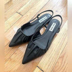 Steve Madden Black Women's Pointed Slingback Flats